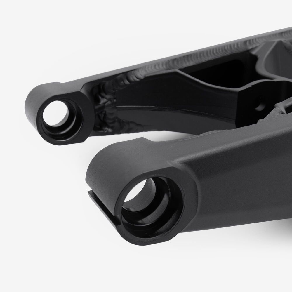Swingarm Black