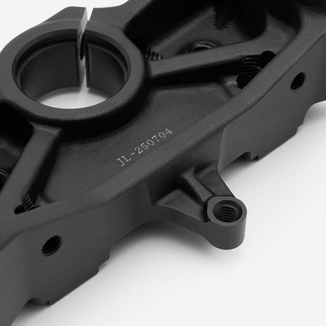Top Yoke Black