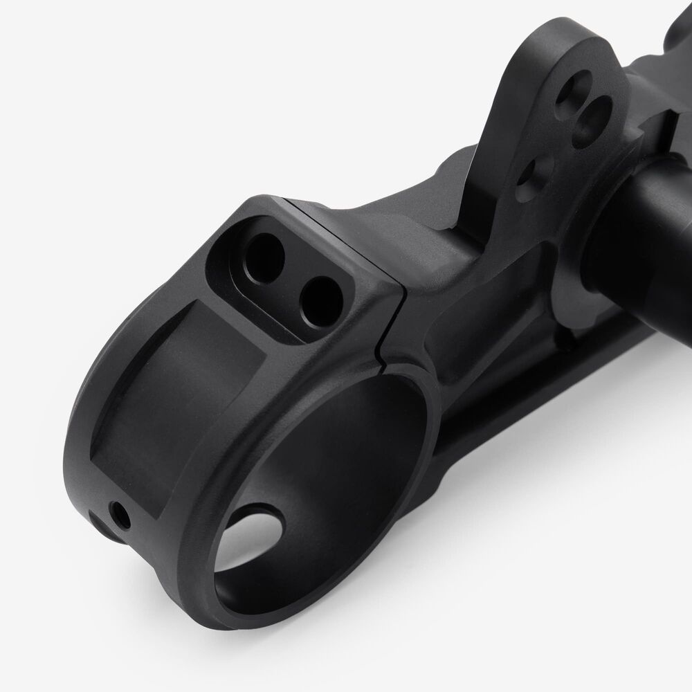 Bottom Yoke Black