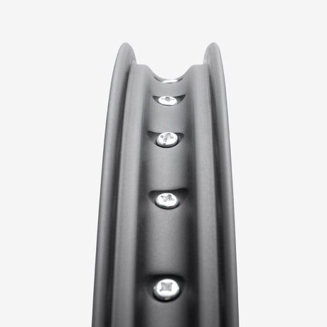 GLM Front Wheel 22 x 2.25inch