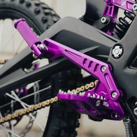 Full-E Charged Stunt Peg Set for Light Bee